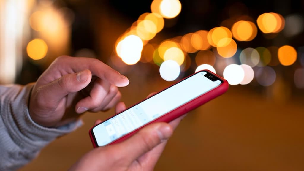 Can ChatGPT Browse the Internet? What It Can and Can't Do